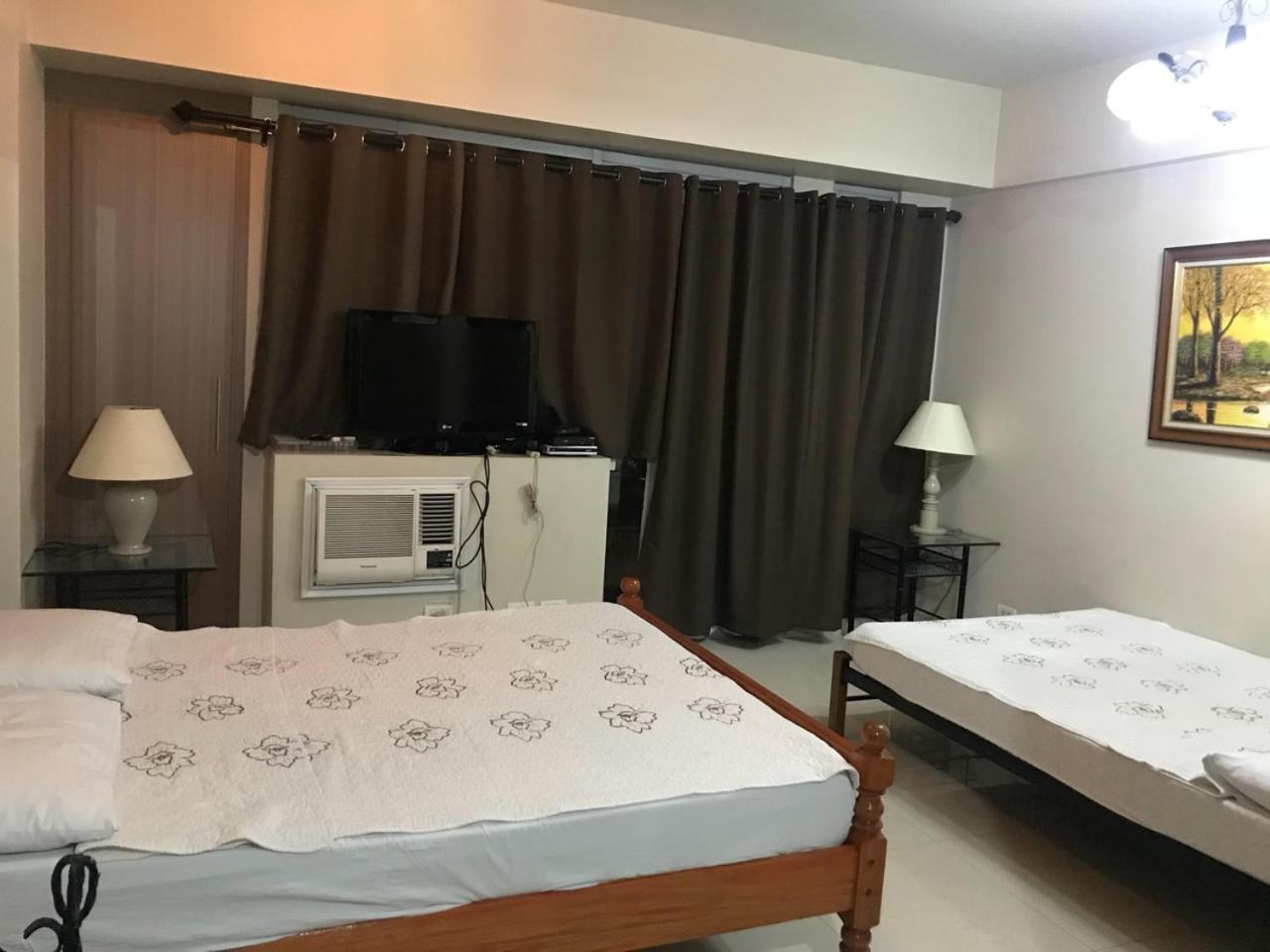 One Palm Tree Condo Manila Zewnętrze zdjęcie